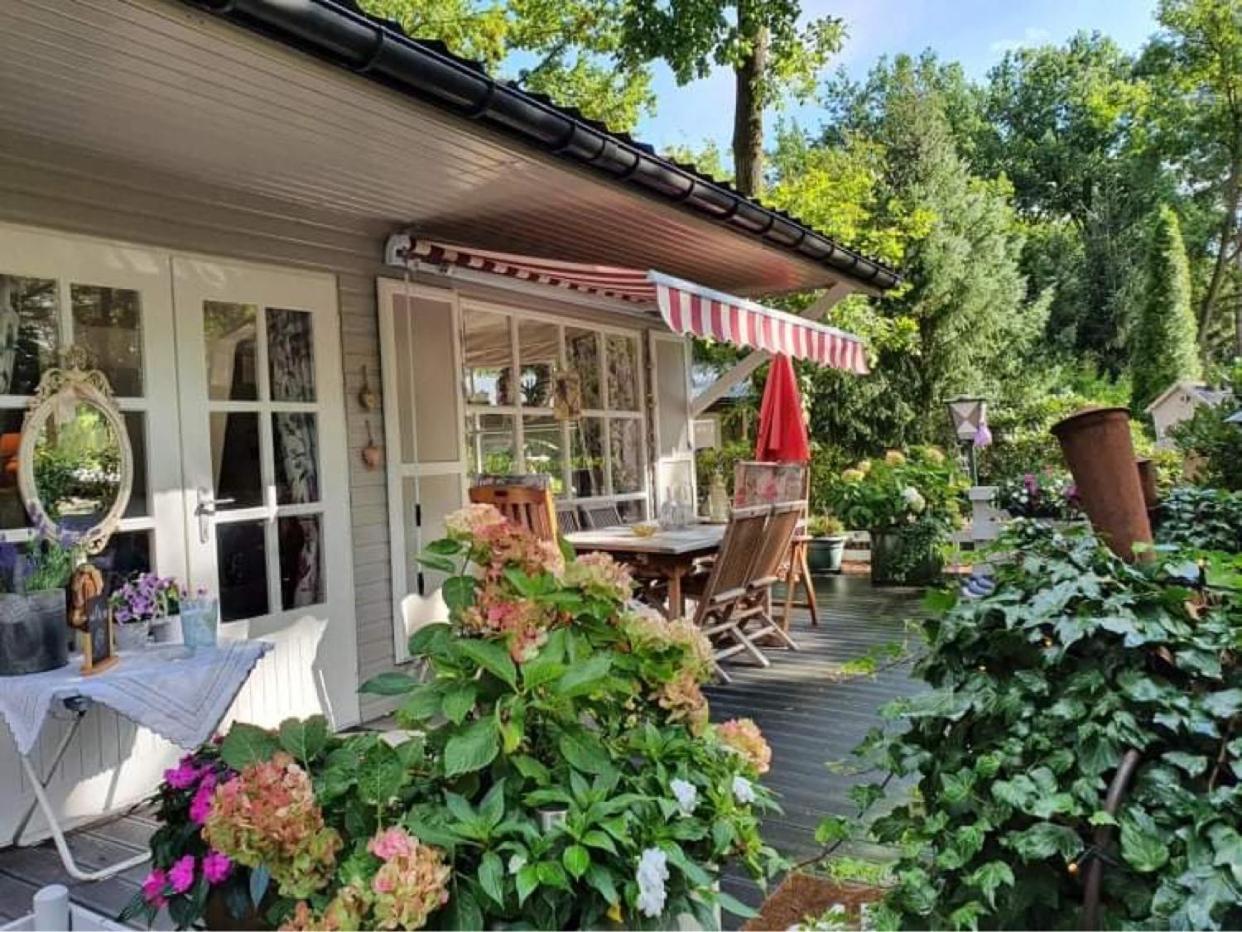Chalet 2Relax Zutendaal Bagian luar foto